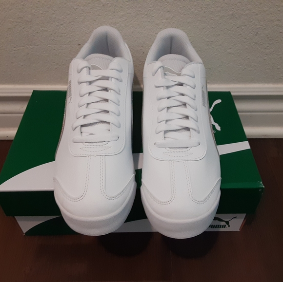 Puma - Picture 3 of 4